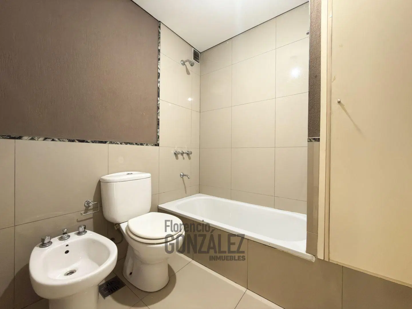 ALQUILER DOS AMBIENTES EN LINIERS 8