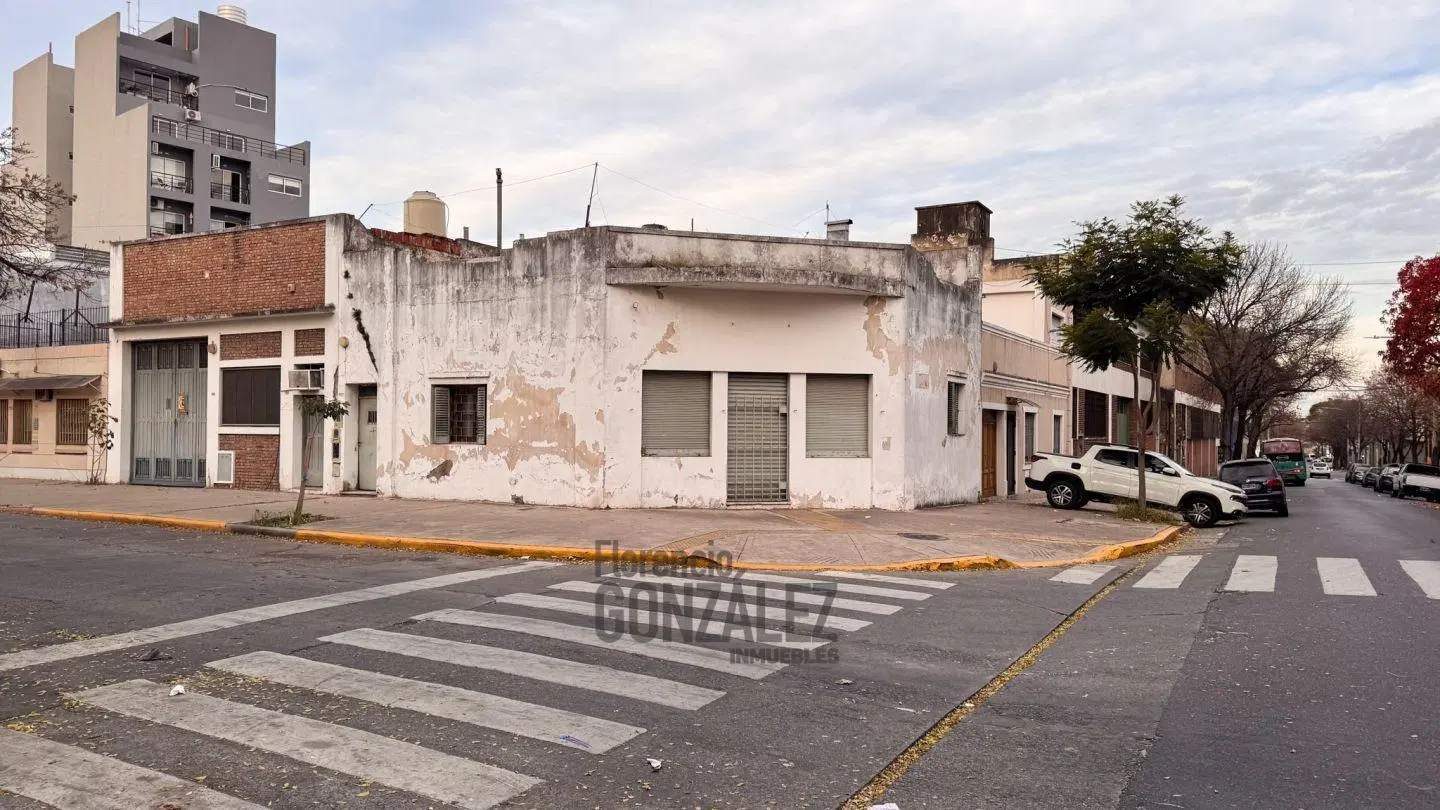 VENTA LOTE EN ESQUINA EN MATADEROS 1600 MTS VENDIBLES 4