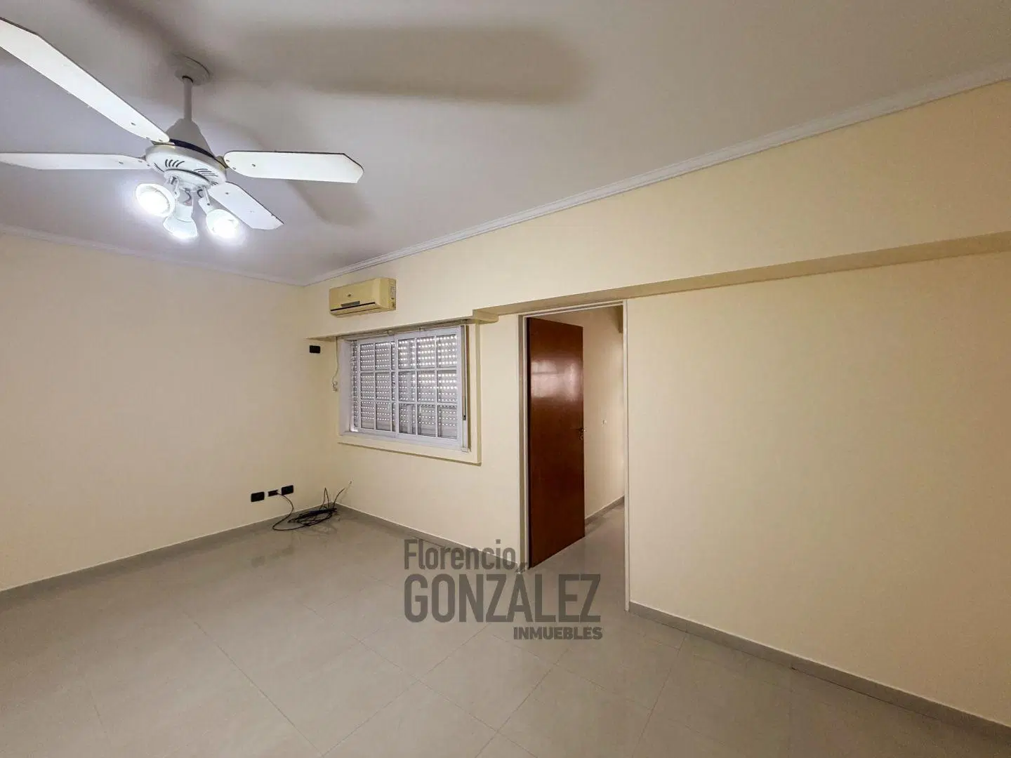 ALQUILER DEPARTAMENTO DOS AMBIENTES CON PATIO 2