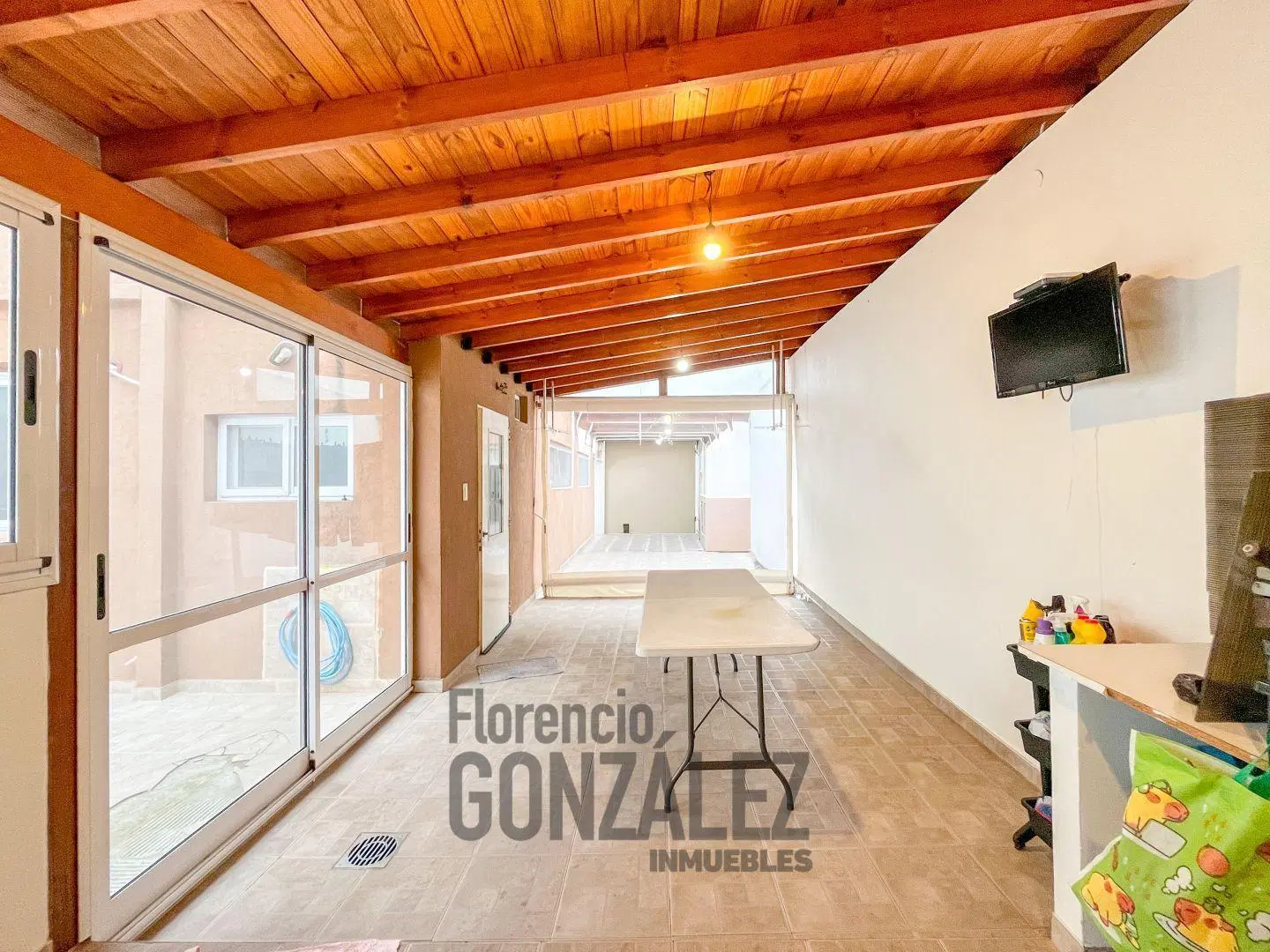 VENTA PH 4 AMB. B NAON PLANTA BAJA CONTRA FRENTE SIN EXPENSAS 2
