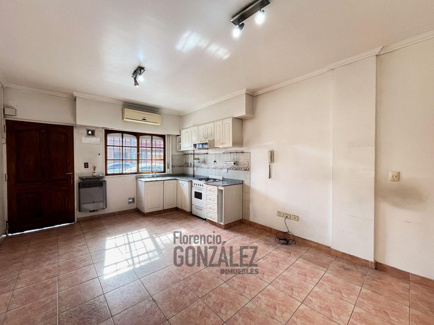 Foto de ALQUILER DEPARTAMENTO 2 AMBIENTES EN LINIERS, imagen 2