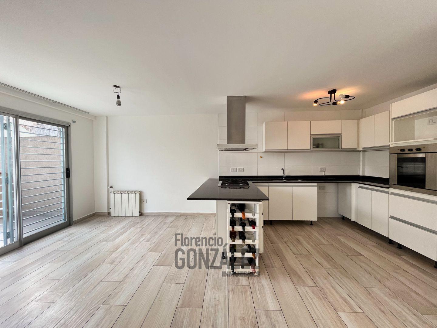 Foto de ALQUILER DEPARTAMENTO DE 3 AMBIENTES CON COCHERA EN BARRIO NAON, imagen 3