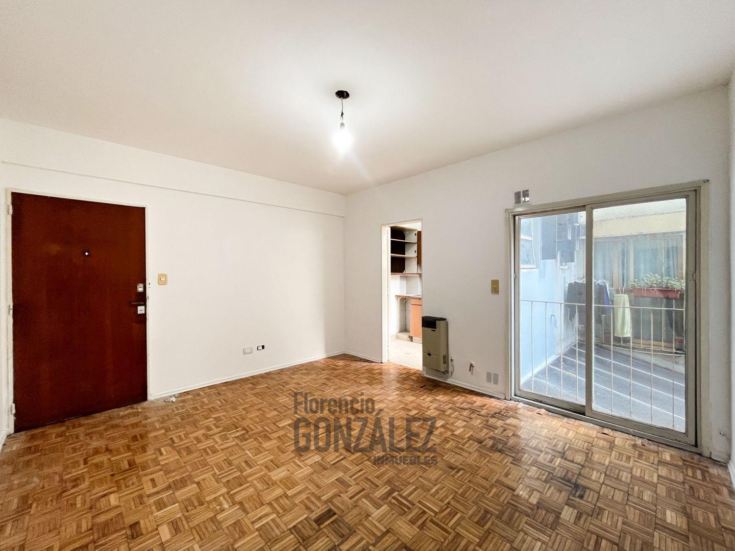Foto de VENTA DE DEPTO 2 AMBIENTES EN VERSALLES, imagen 4