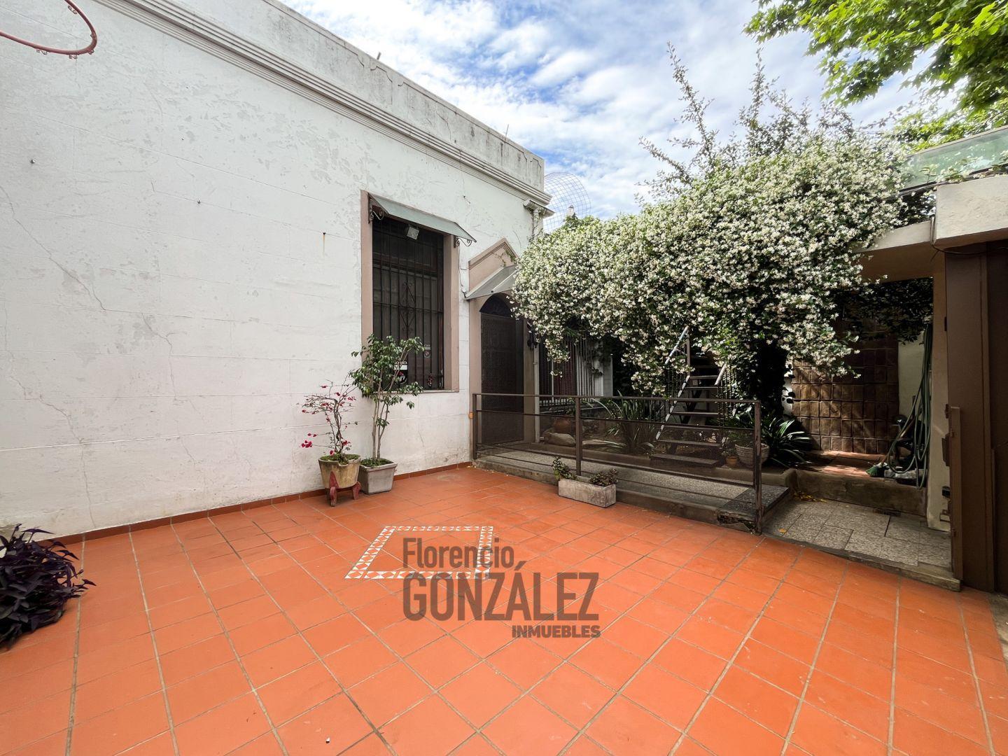 Foto de VENTA DE CASA MULTIFAMILIAR VERSALLES, imagen 1