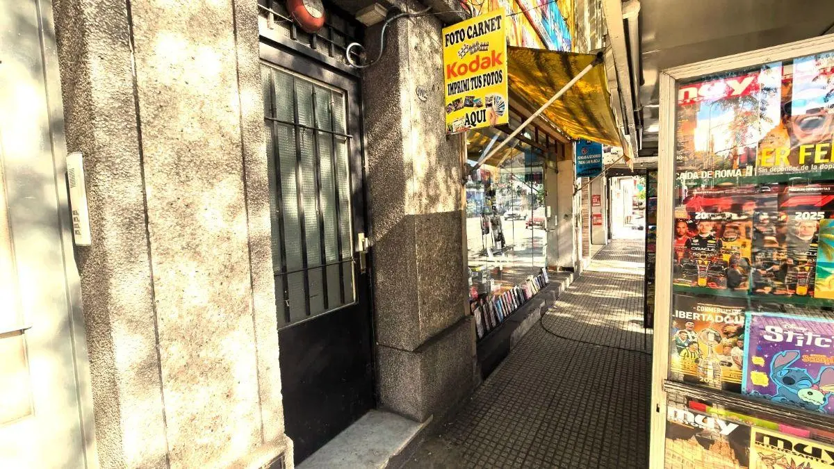 VENTA EN BLOCK: LOCAL + 2 PH (3 AMB. Y MONOAMBIENTE AV. RIVADAVIA 10022) VILLA LURO 4