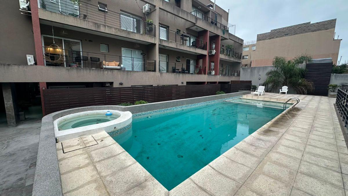Foto de Hermoso departamento 2 ambientes en complejo multifamiliar con pileta, imagen 4