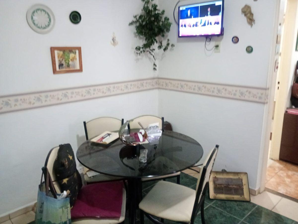 Foto de VENTA DE IMPECABLE PH 2 AMB CON PATIO AL FRENTE CHARCAS AL 4300 VILLA, imagen 4