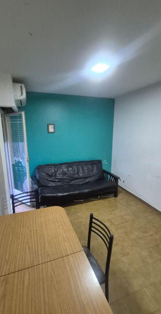 Foto de OPORTUNIDAD PH 2 AMBIENTES PLANTA BAJA CON PATIO LINIERS, imagen 2