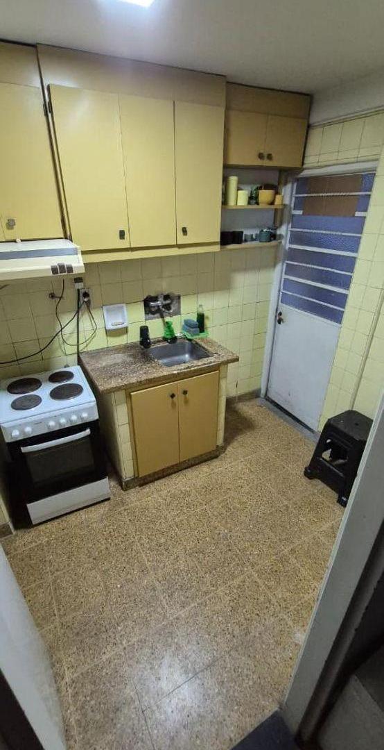 Foto de OPORTUNIDAD PH 2 AMBIENTES PLANTA BAJA CON PATIO LINIERS, imagen 4
