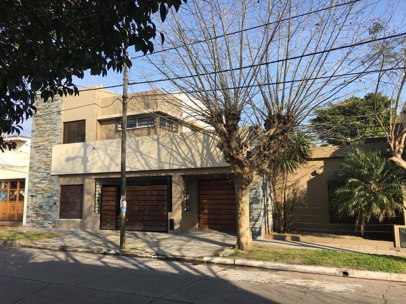 VENTA- Casa en Don Bosco