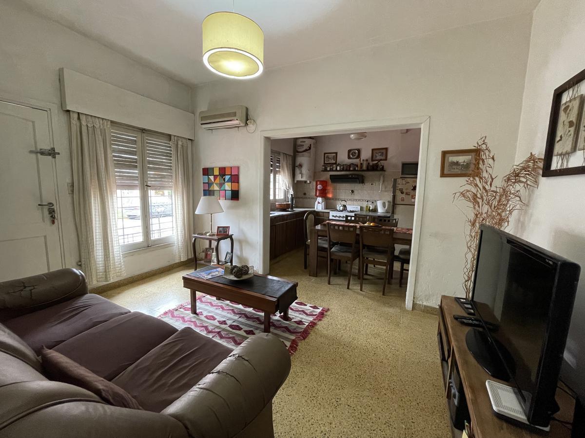 VENTA - PH de 3 ambientes con cochera-Quilmes Oeste