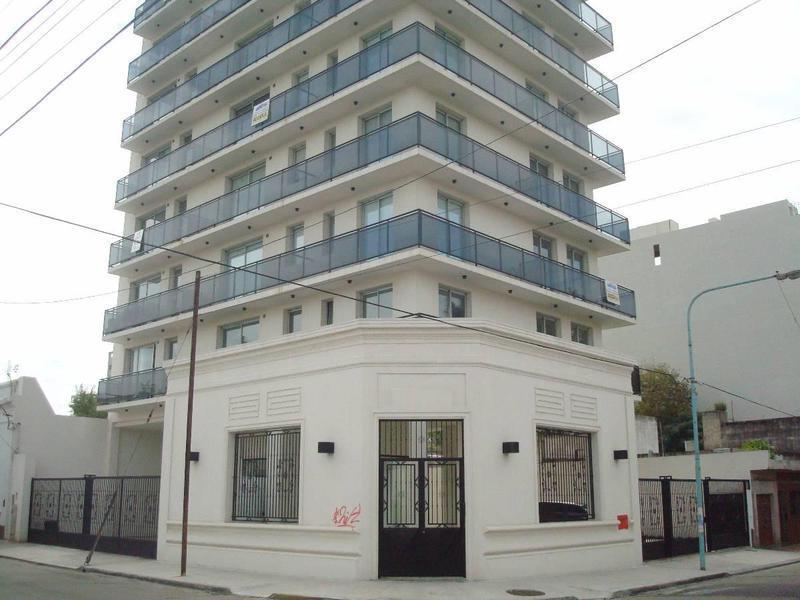 Calle 147 Nº998- Berazategui