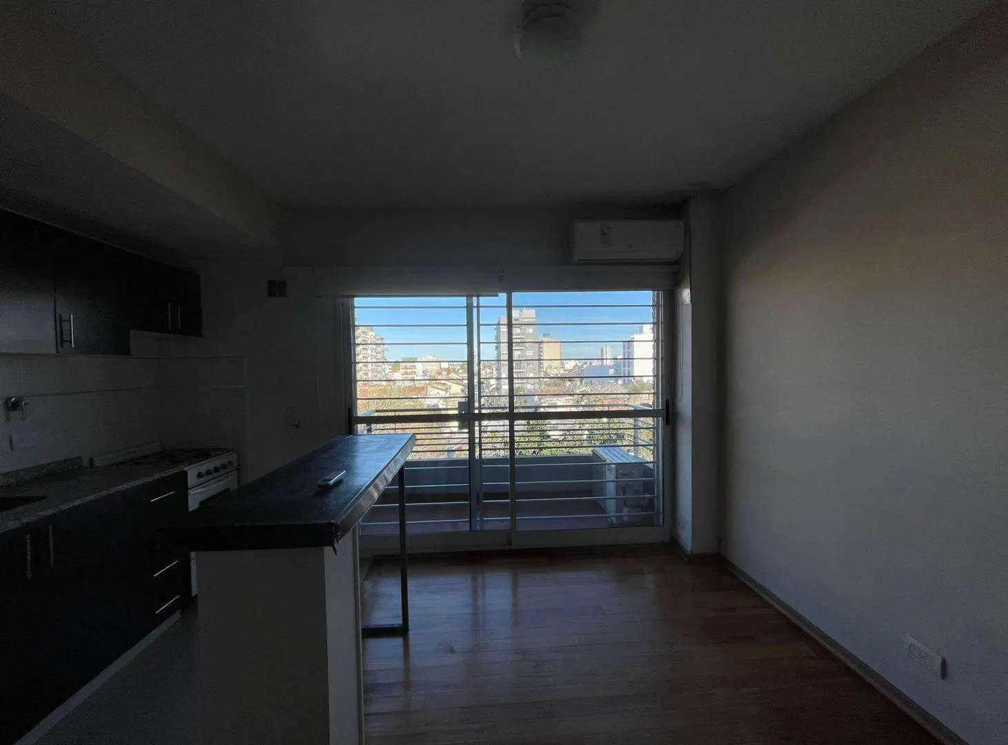 VENTA - Departamento de 2 ambientes en Wilde Centro 2