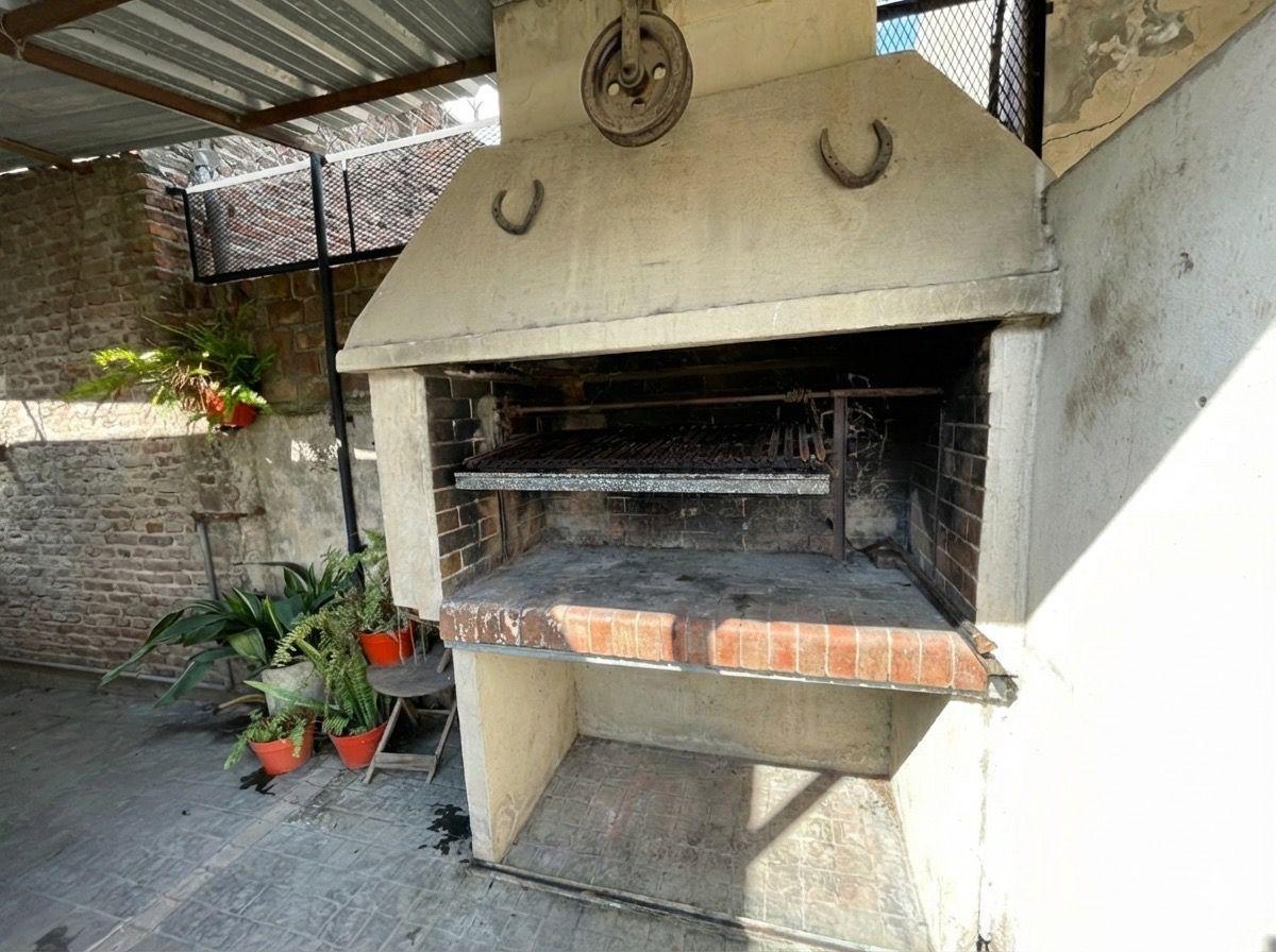 Foto de Casa para 2 familias - Quilmes Oeste, imagen 1