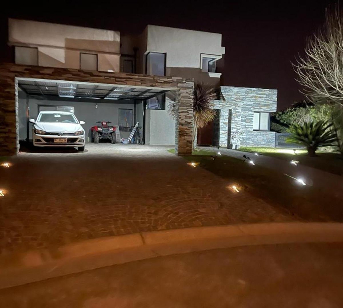 HARAS SANTA MARIA, Casa en Venta-Alquiler