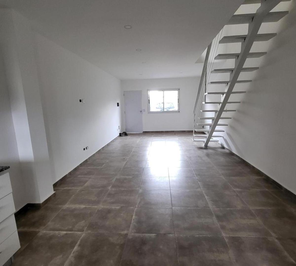 Foto de Duplex en Venta Escobar, dos dormitorios., imagen 2