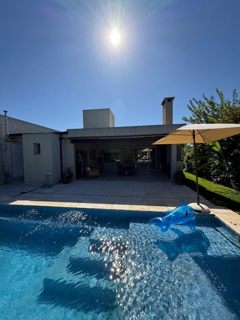 Haras Santa Maria, Casa en Venta
