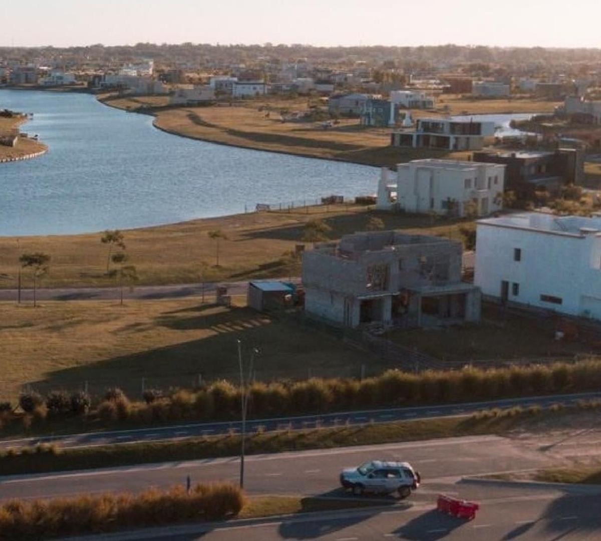 Foto de Puertos del Lago, Lote en Venta Ceibos, imagen 3