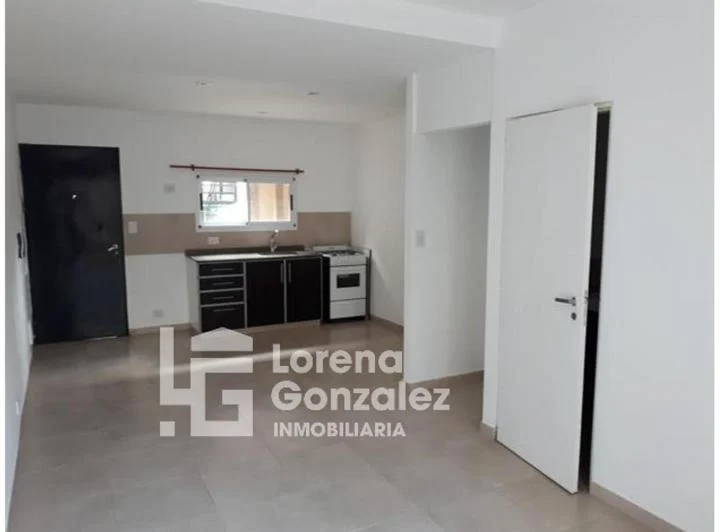 Duplex en Alquiler, Dos dormitorios con patio, Escobar 2