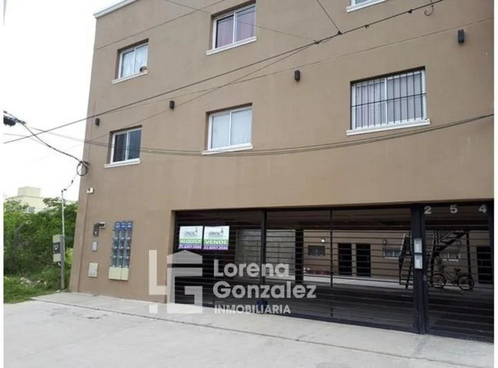 Duplex en Alquiler, Dos dormitorios con patio, Escobar 1
