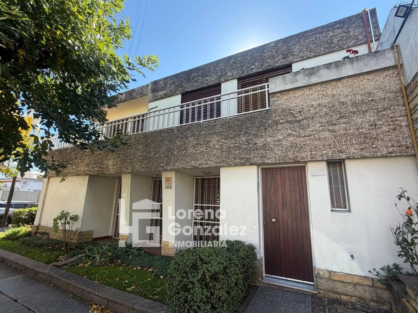 Casa en venta, tres dormitorios, Castelar, Moron 3