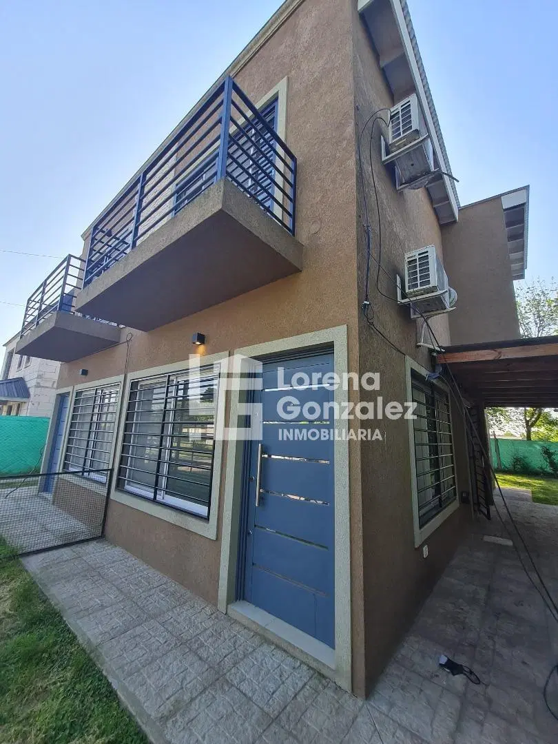 Duplex en Alquiler, Dos Dormitorios con garage 3