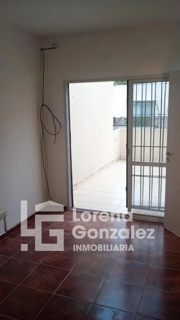DUPLEX DE TRES AMBIENTES EN ALQUILER 4