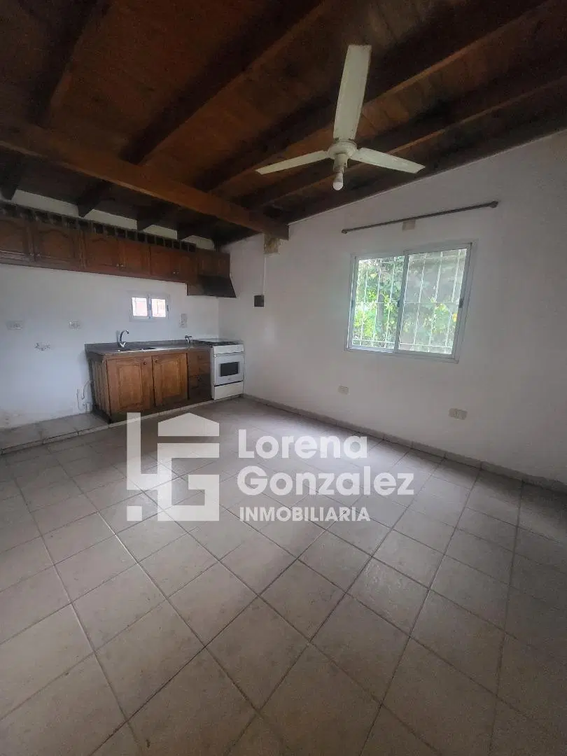 CASA EN ALQUILER DOS DORMITORIOS ESCOBAR 3