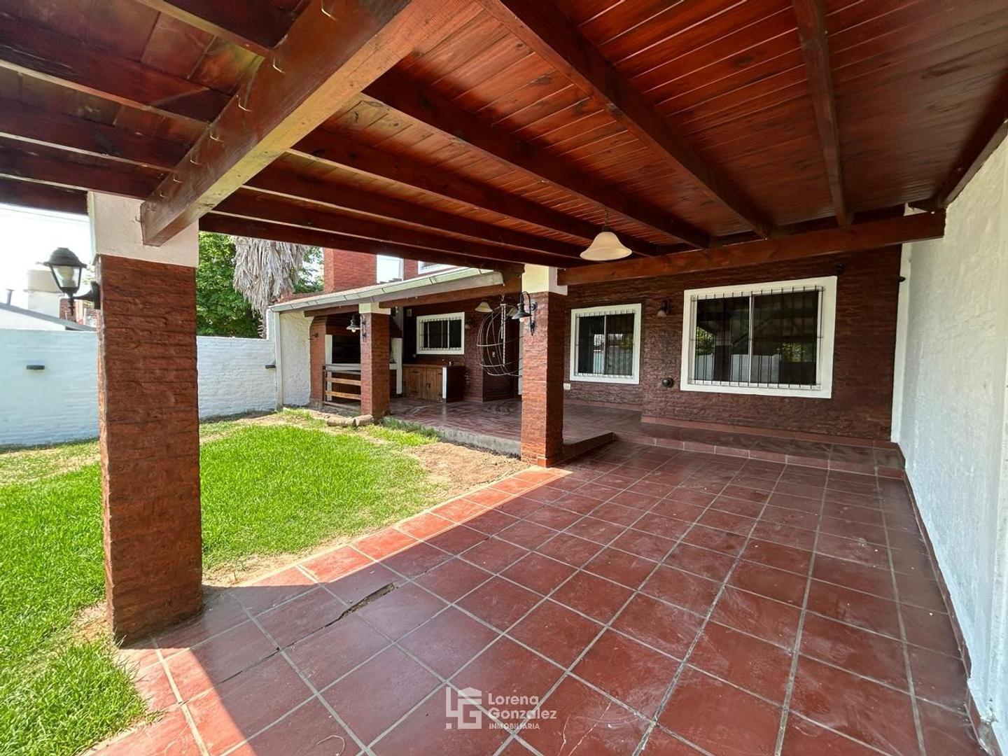 Foto de Casa en venta Escobar centro, Tres dormitorios., imagen 2
