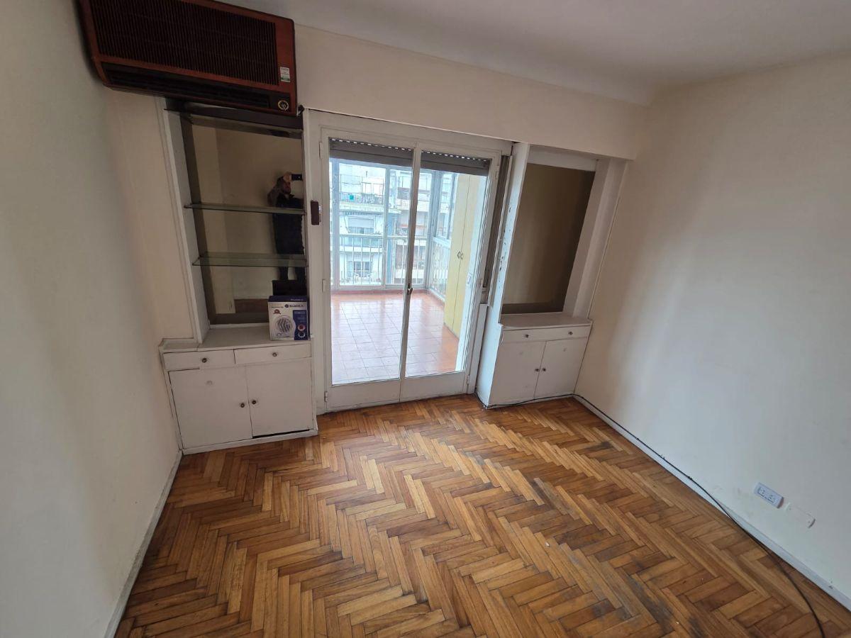 Foto de DOS AMBIENTES EN ALQUILER AV PUEYRREDON 700, imagen 2
