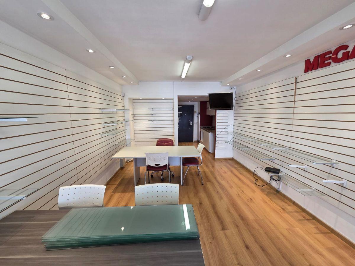 Foto de VENTA UN AMBIENTE CON COCHERA- VIVIENDA U OFICINA BARTOLOME MITRE AL, imagen 5