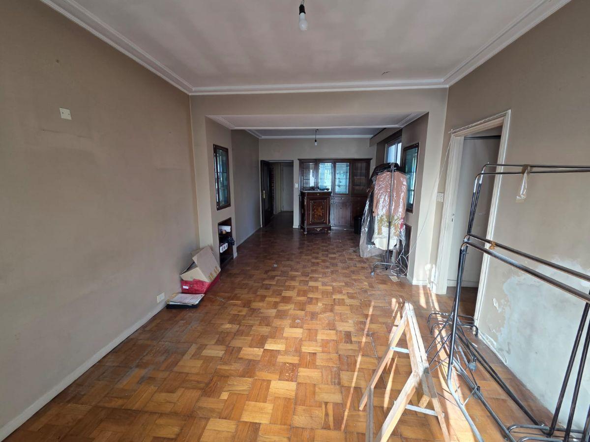 Foto de EN VENTA -DOS AMBIENTES DE 70 M2 -RODRIGUEZ PEÑA Y JUNCAL- RECOLETA, imagen 5