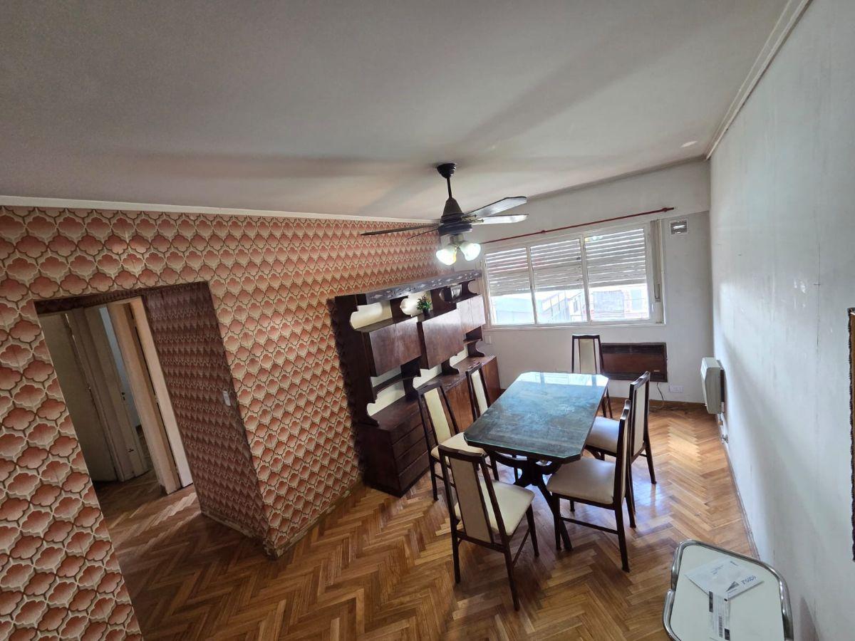 Foto de VENTA DEPARTAMENTO TRES AMBIENTES ALBERTI AL 100 ENTRE HIPOLITO, imagen 4