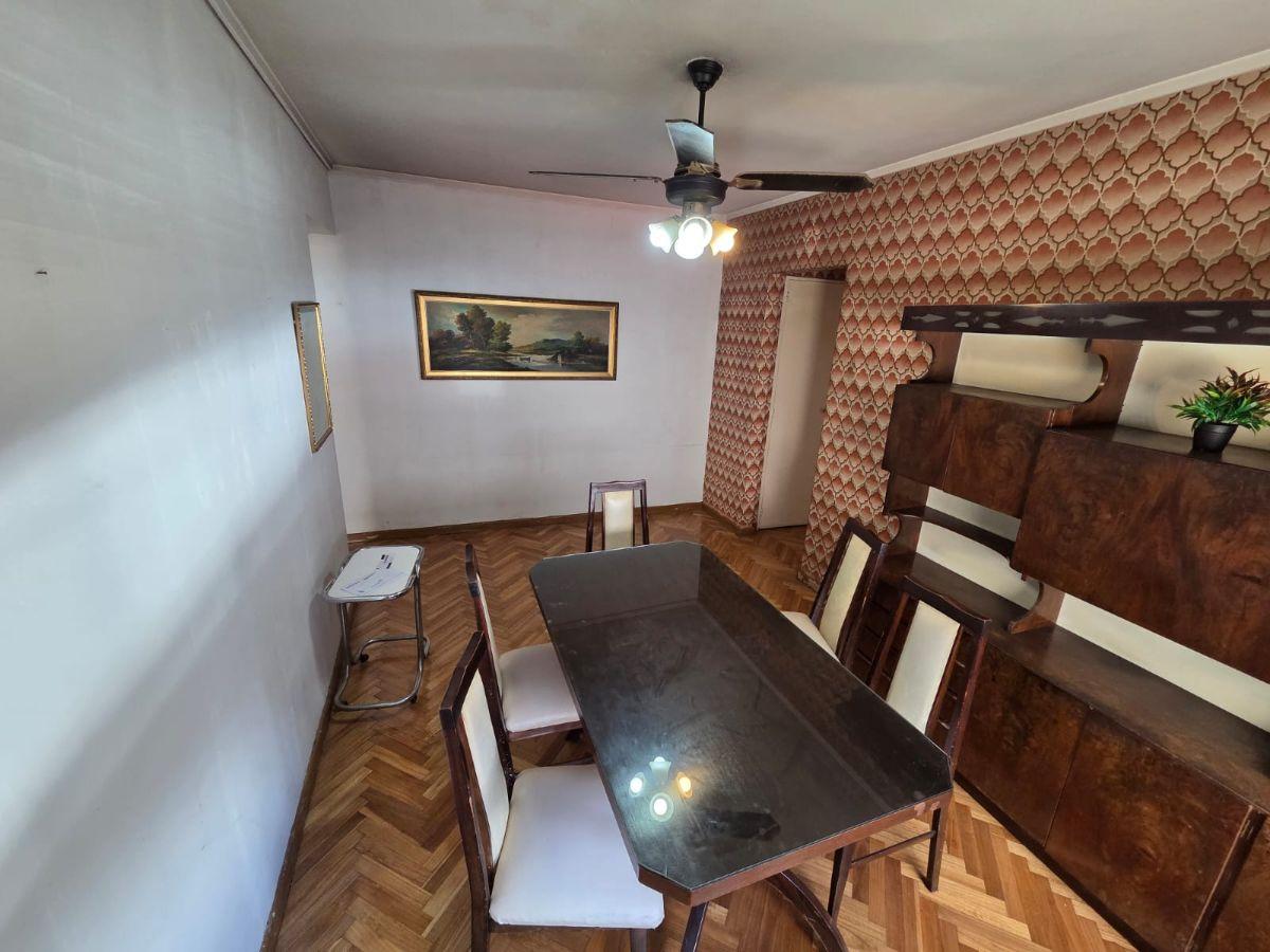 Foto de VENTA DEPARTAMENTO TRES AMBIENTES ALBERTI AL 100 ENTRE HIPOLITO, imagen 3