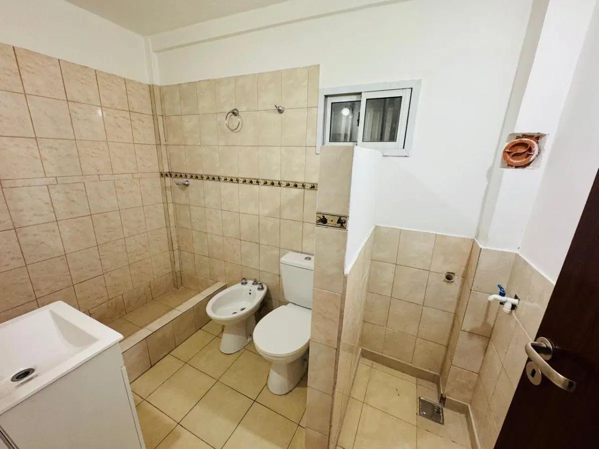Hermoso dos ambientes en Planta baja con patio 4