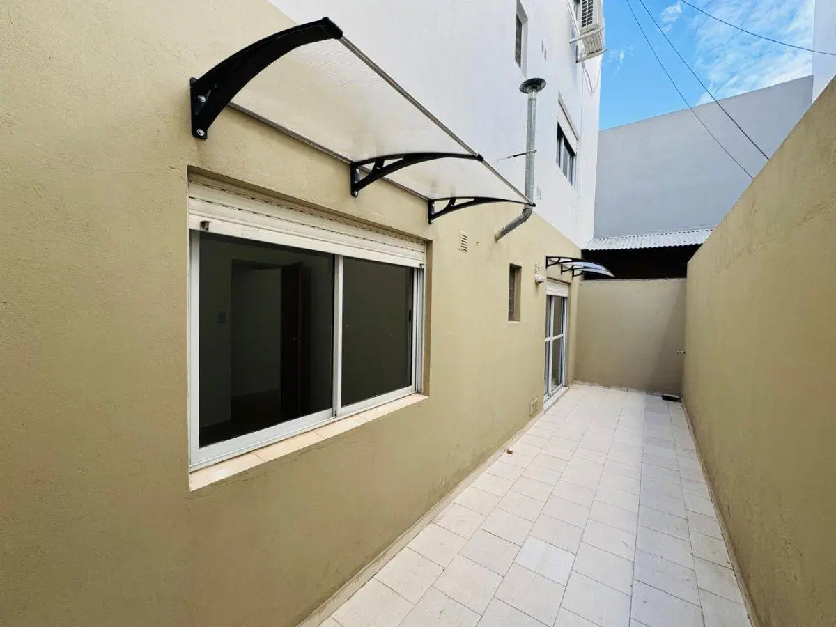 Hermoso dos ambientes en Planta baja con patio 3