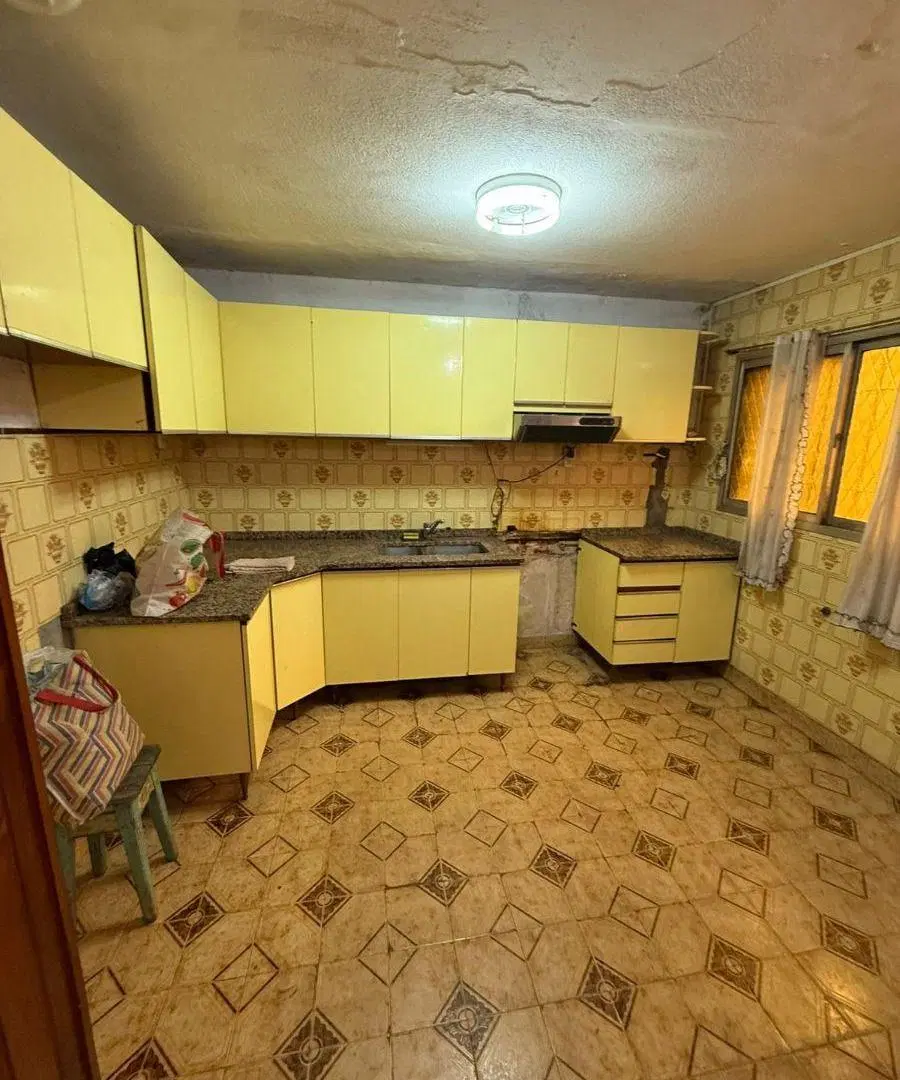 Casa amplia con dos patios y tres habitaciones 2