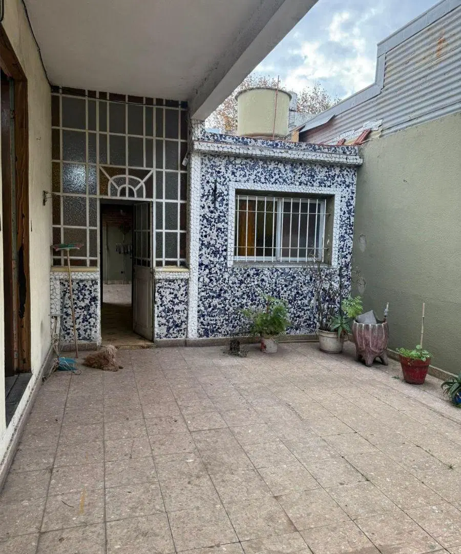 Casa amplia con dos patios y tres habitaciones 5