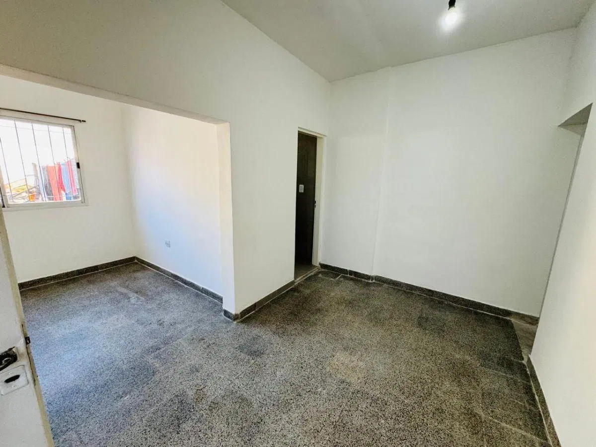 Departamento tipo ph interno en primer piso en Lomas de Zamora 3