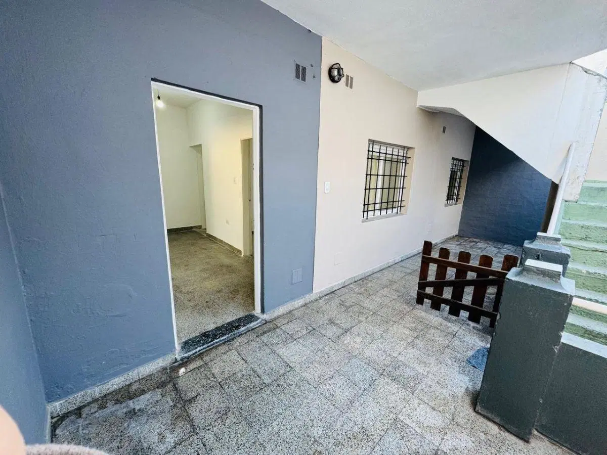 Departamento tipo ph interno en primer piso en Lomas de Zamora 4