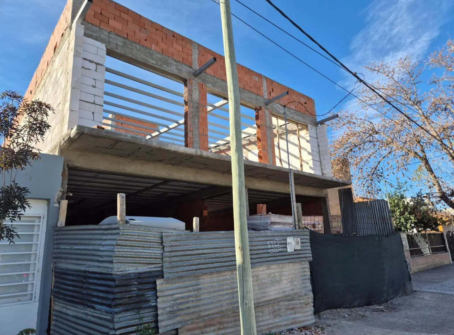Se VENDE depto  un dorm. en pozo, centro, General Roca 2