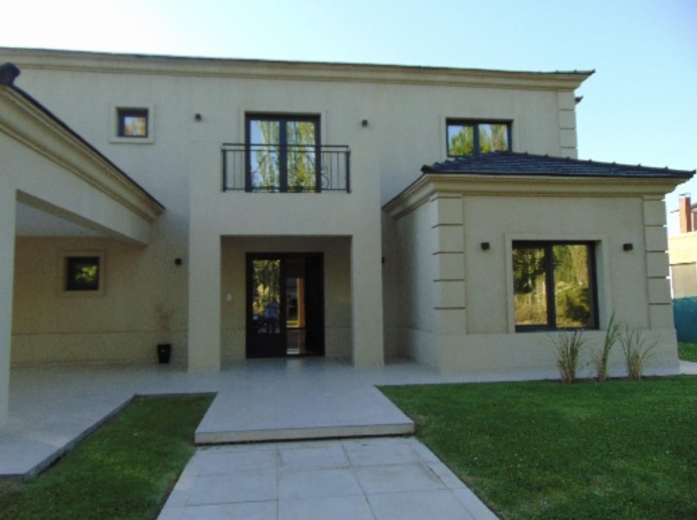 Venta Casa 3 dorm, Bº Comahue Golf Club, Neuquen