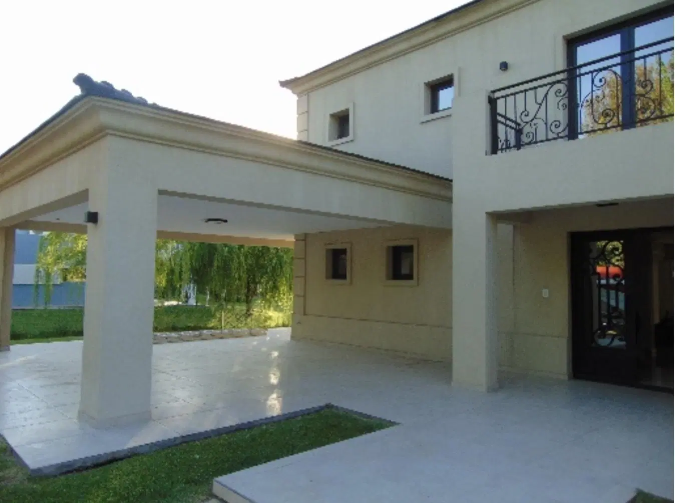 Venta Casa 3 dorm, Bº Comahue Golf Club, Neuquen 2