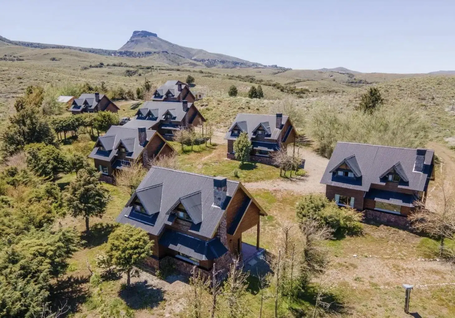 Hosteria de 7 cabañas, Lago Huechulafquen, Junin de Los Andes 8