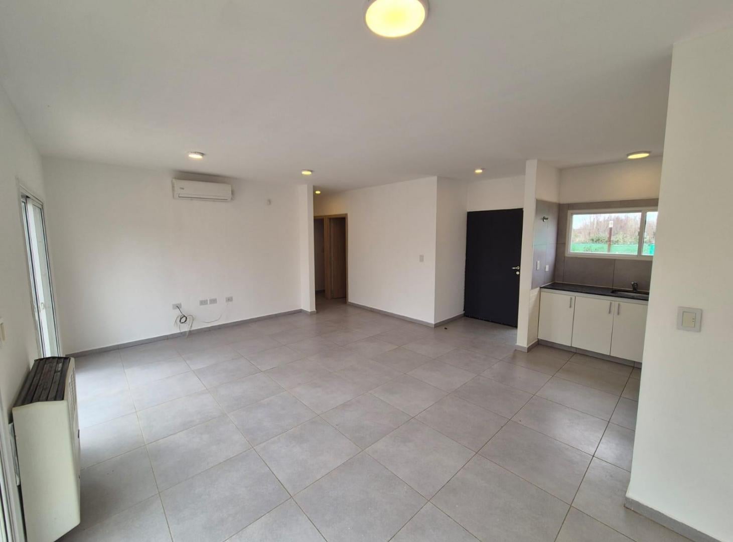 Foto de Se vende propiedad con 2 UF, Stefenelli, General Roca, imagen 2