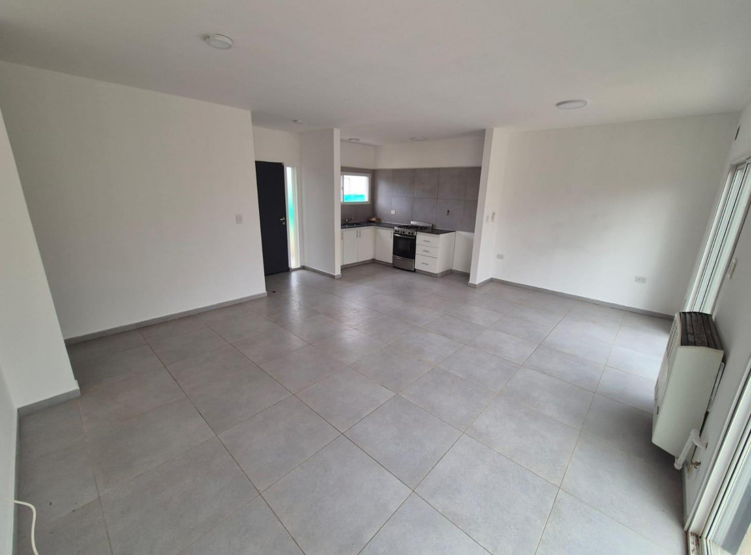 Foto de Se vende propiedad con 2 UF, Stefenelli, General Roca, imagen 2