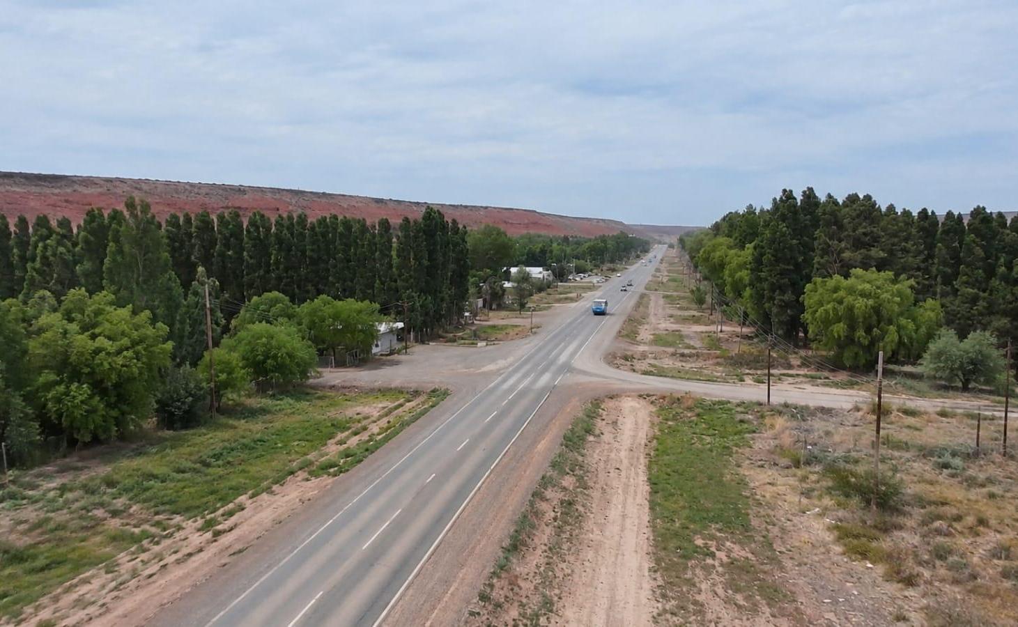 Foto de Alquiler de Local Predio de 3000m2 sobre Ruta 17, Añelo, Neuquen, imagen 1