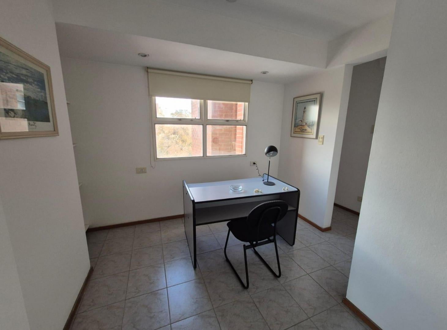 Foto de Venta Depto 3 dorm c/ cochera, zona centro, Neuquen, imagen 5