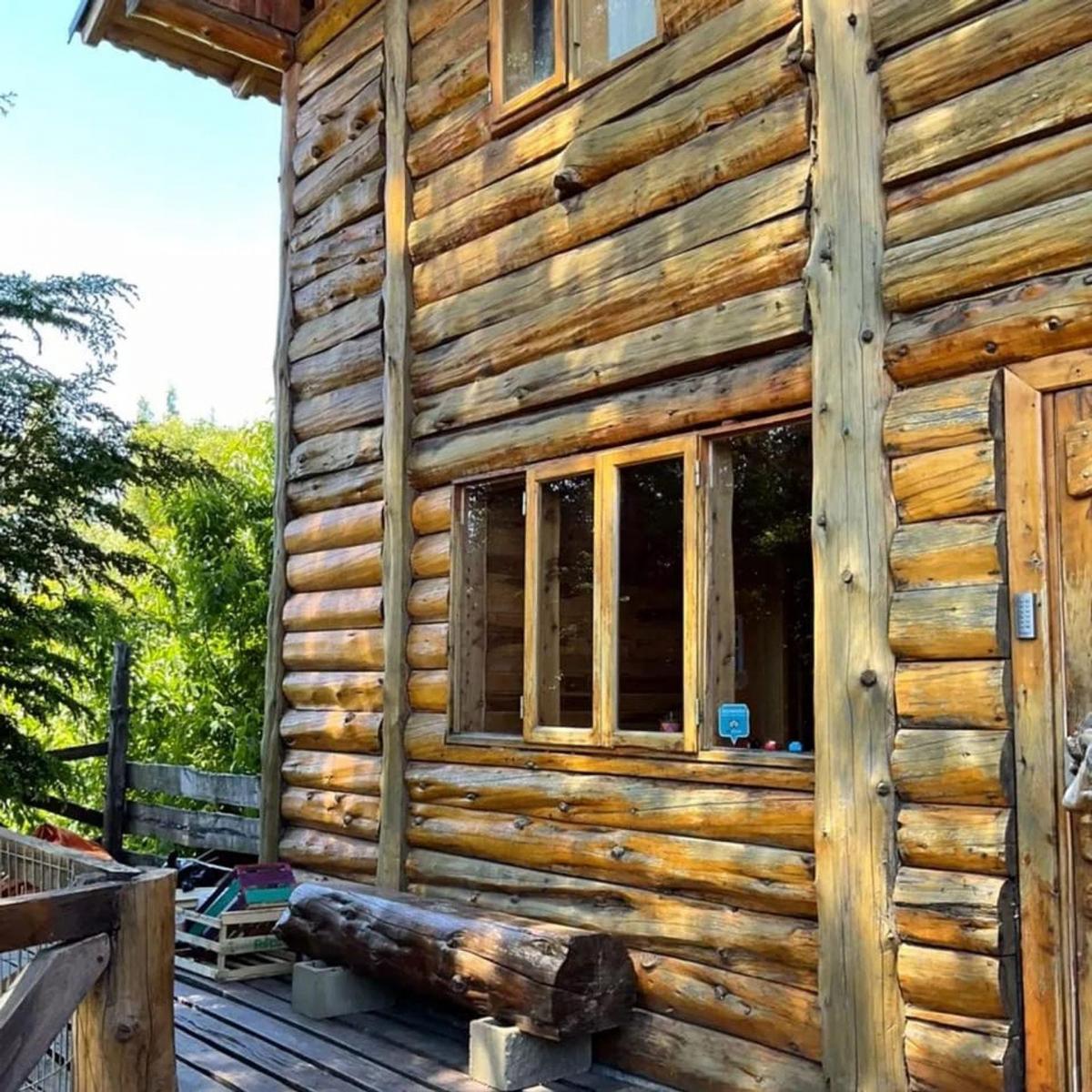 Hostel + Casa en Venta o Permuta X Menor Km 15.500 2