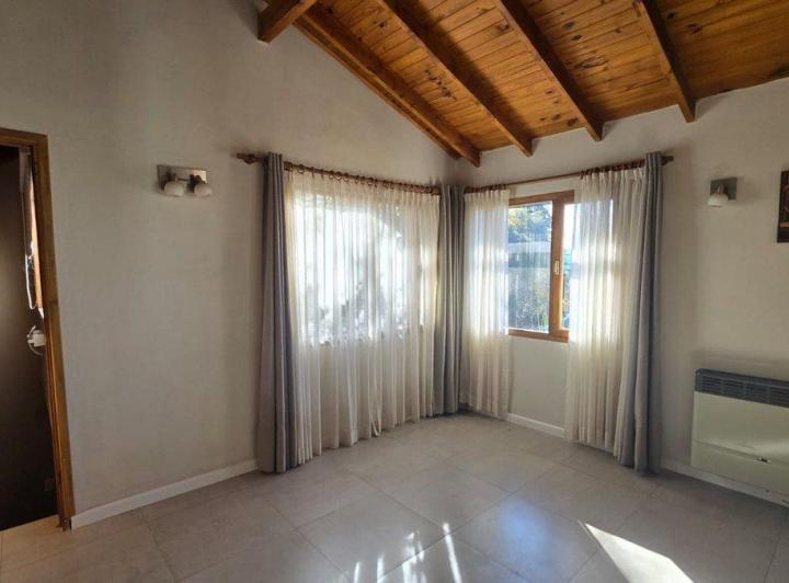 Venta excelente ph  amplio en Melipal, Bariloche 1